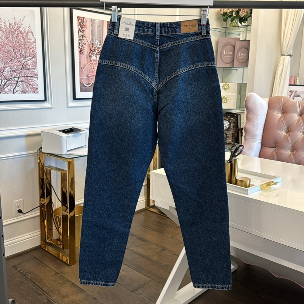 NWT HIGH RISE JEANS SIZE 4 - Picture 16 of 17